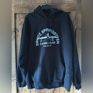Official Bruce Springsteen World Tour ‘23 Black Hoodie Sweatshirt - LIKE NEW!